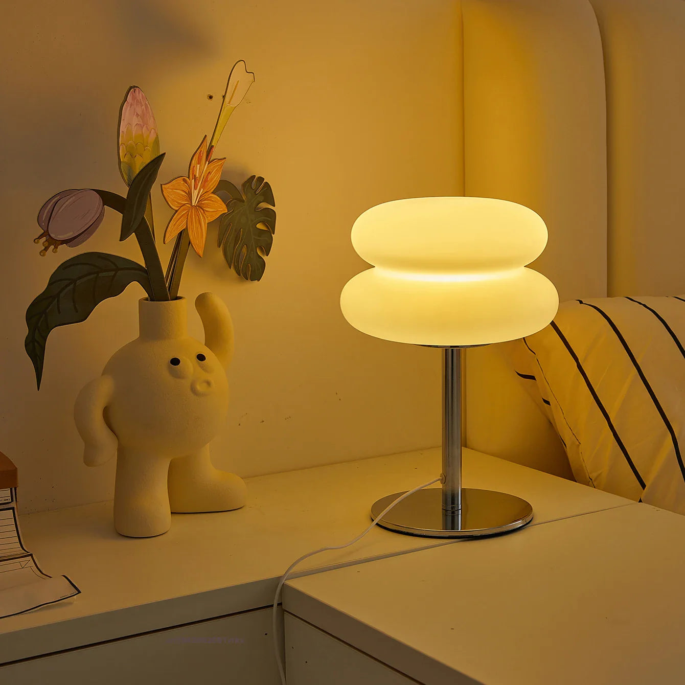 Lampe de chevet design LED Maison de la Lumière