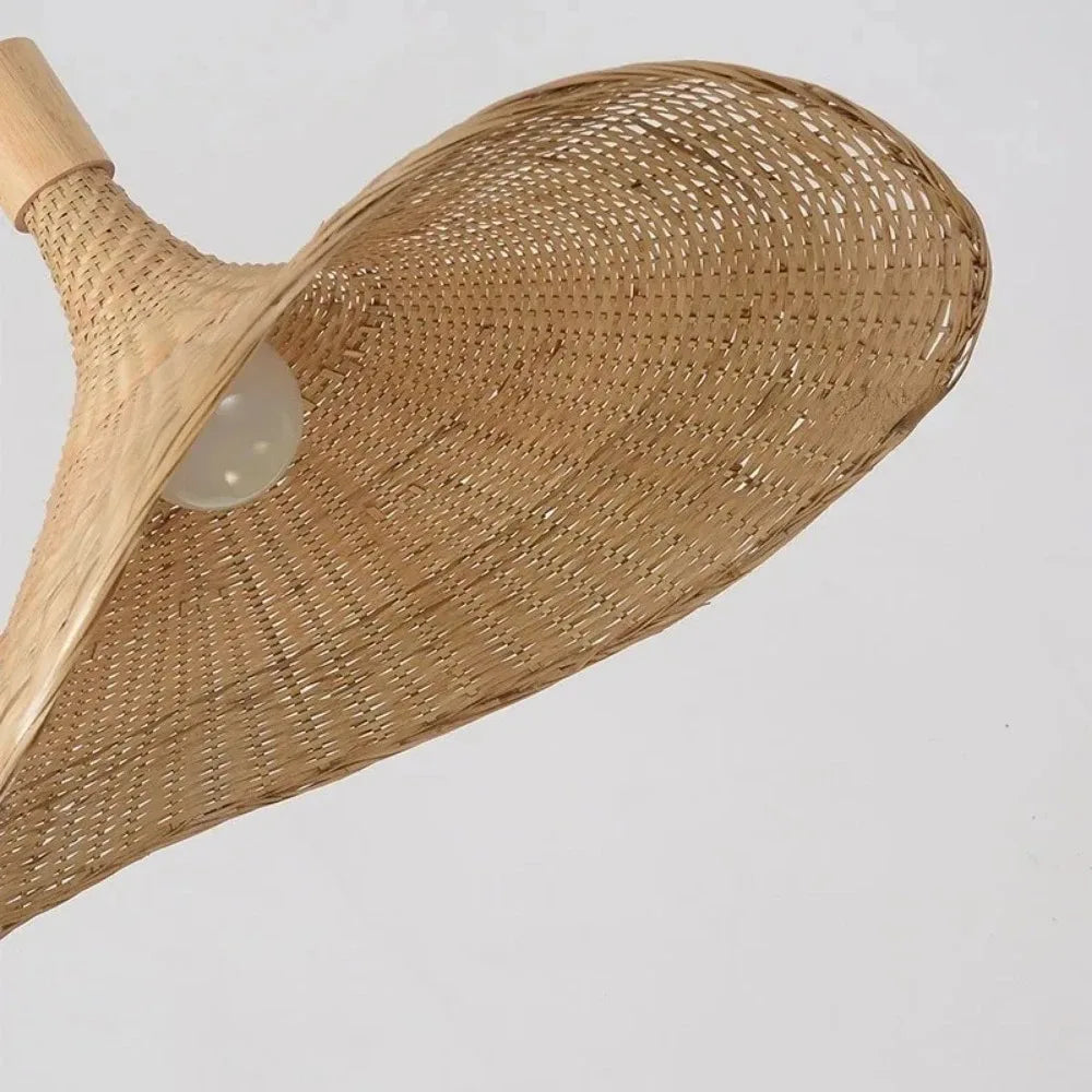Suspension en rotin style chinois pour salle à manger