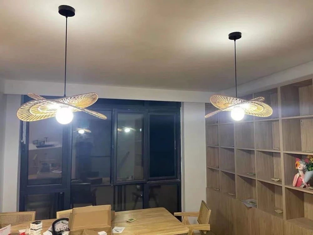 Suspensions de style Wabi-sabi en rotin tissé à la main