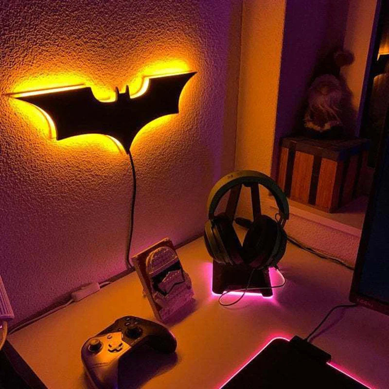 Applique murale Batman moderne et créative en bois