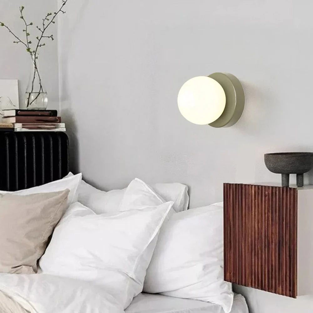 Applique murale chambre minimaliste en métal LED Mon Luminaire™