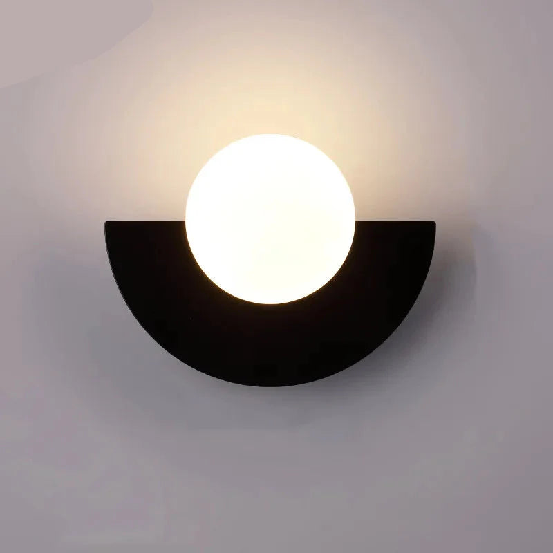 Applique murale demi-lune moderne Noir / Blanc froid (5500–7000K) Mon Luminaire™