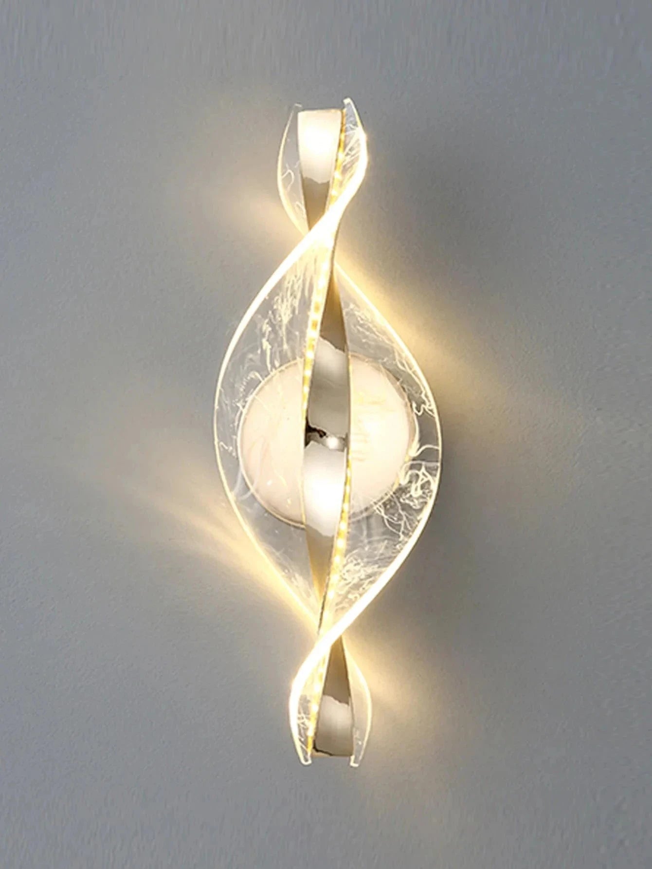 Applique murale design spirale Maison de la Lumière