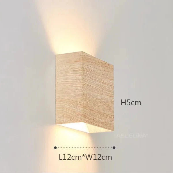 Applique murale moderne carré Bois clair / Blanc froid (6000K) Maison de la Lumière