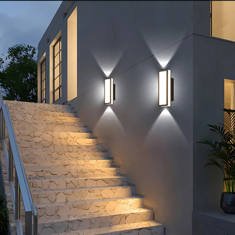 Applique murale moderne d'extérieur LED Maison de la Lumière