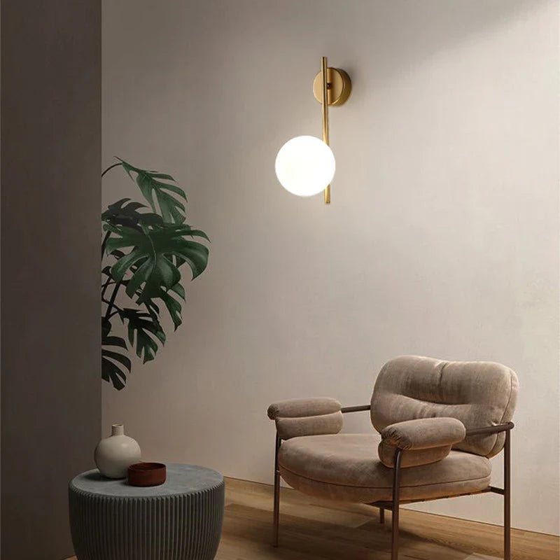 Applique murale salon minimaliste et élégante fine Mon Luminaire™