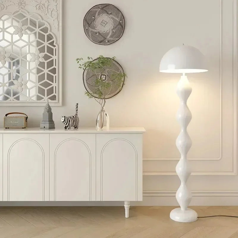 Lampadaire design rétro colonne ondulée Blanc / Blanc chaud Maison de la Lumière