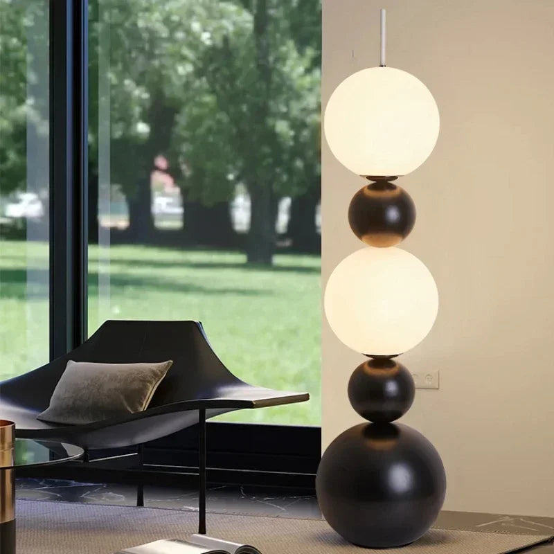 Lampadaire salon design globes empilés Maison de la Lumière