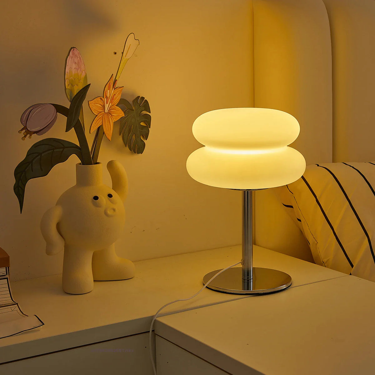 Lampe de chevet design LED Maison de la Lumière