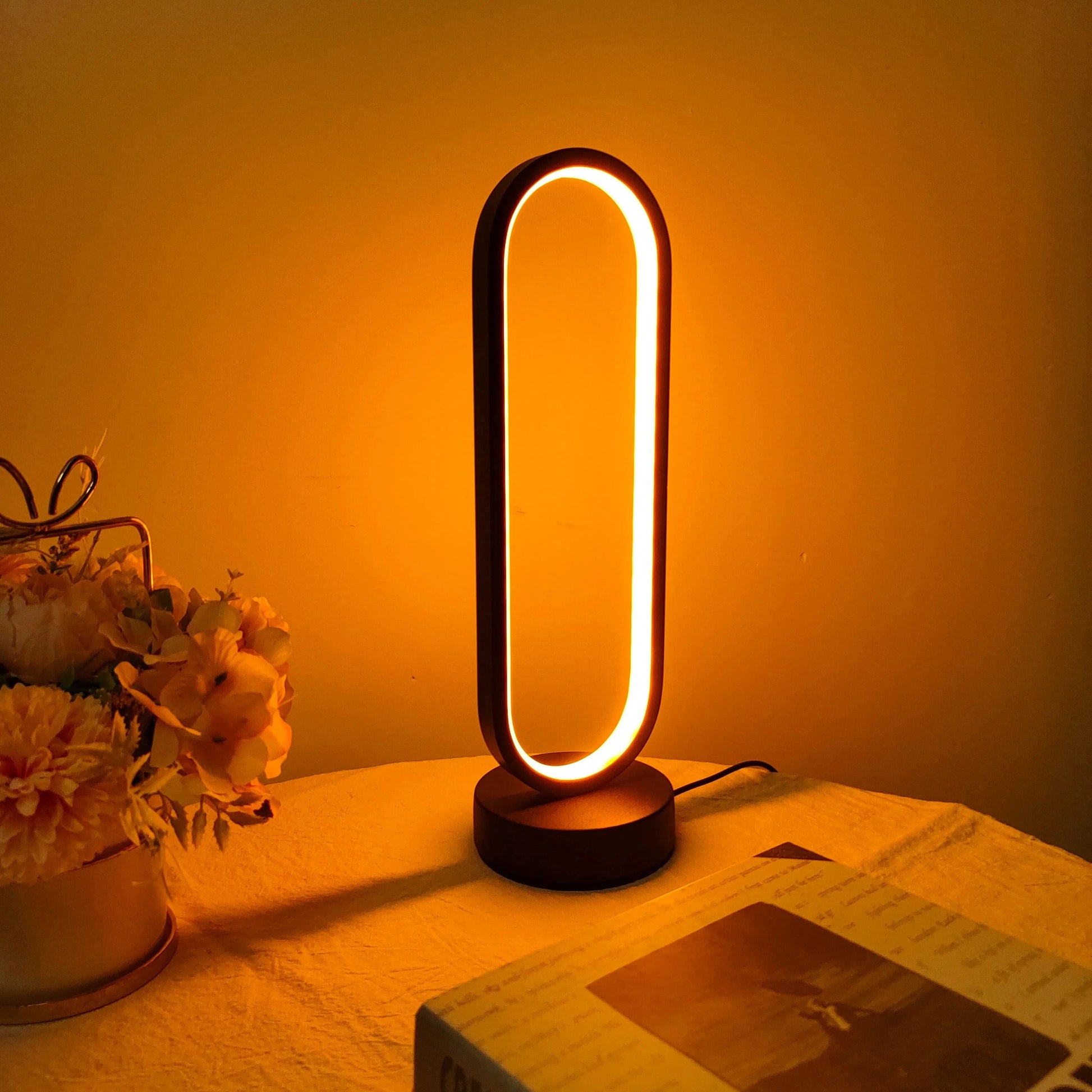 Lampe de chevet LED moderne ovale Mon Luminaire™