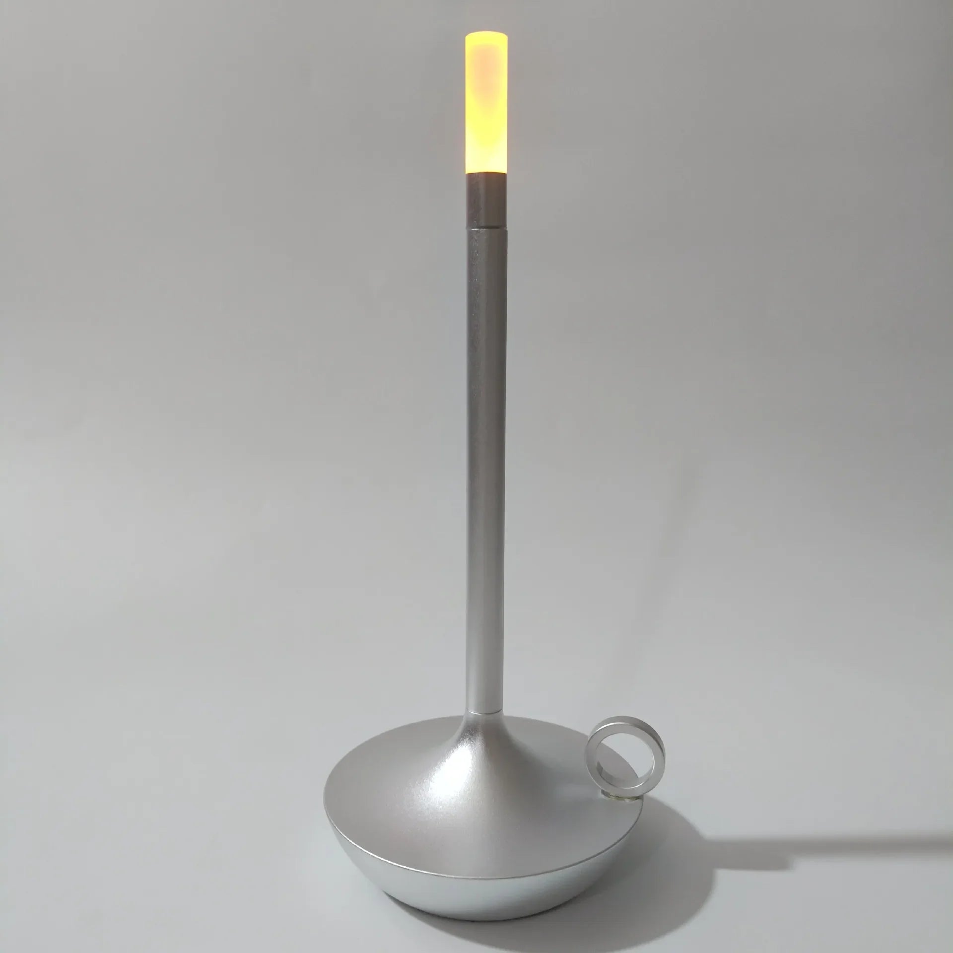 Lampe de table LED candle design argentée Mon Luminaire™