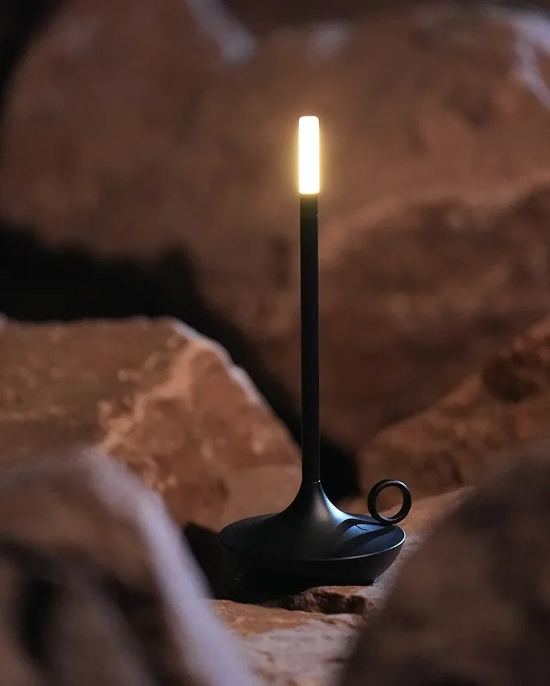 Lampe de table LED candle design argentée Mon Luminaire™