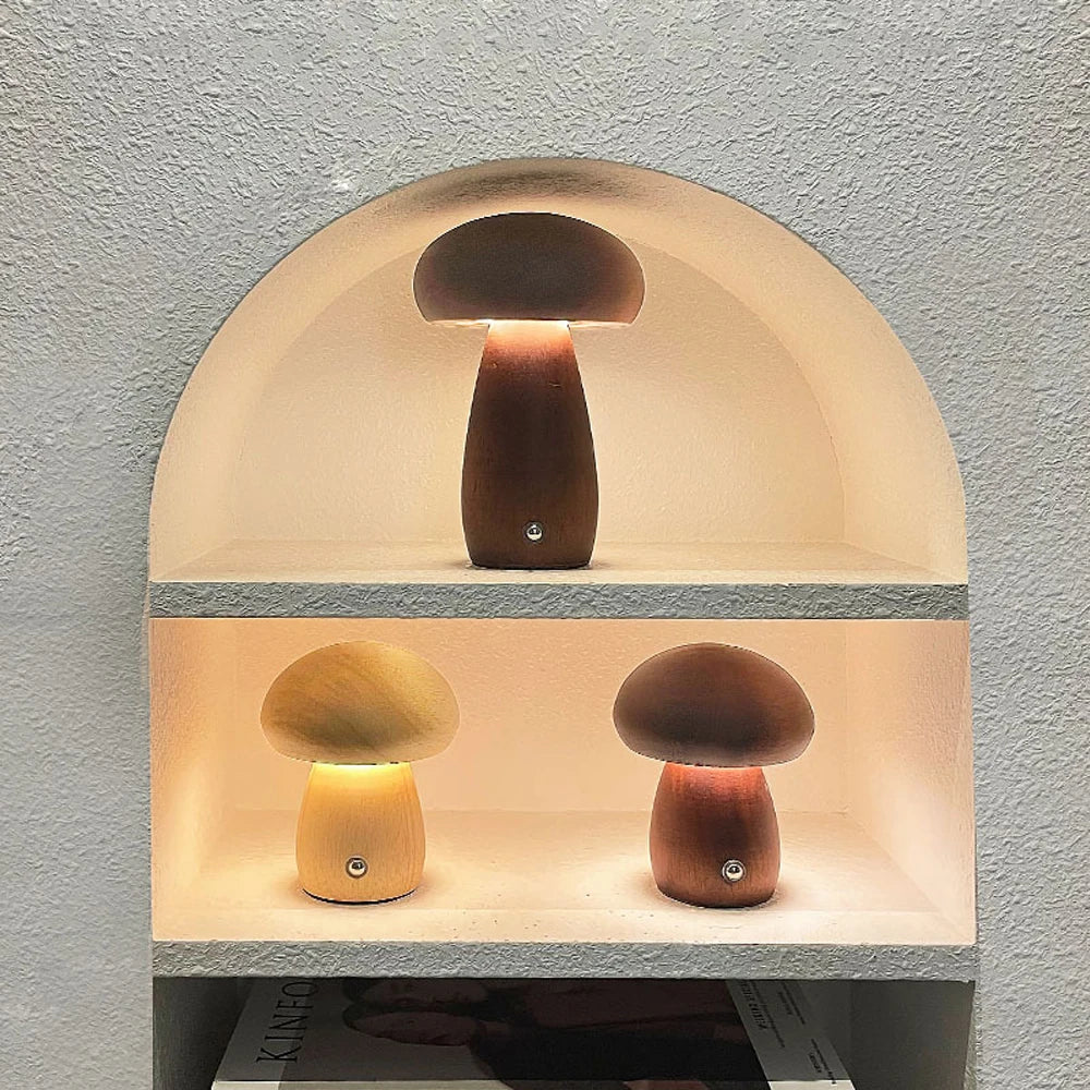 Lampe de table LED champignon en bois Mon Luminaire™