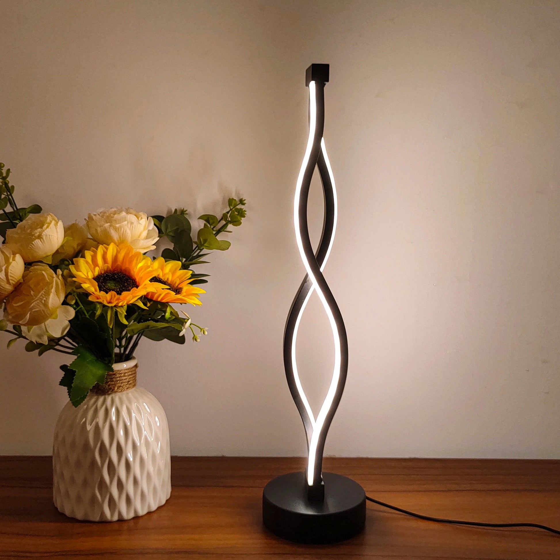 Lampe de table LED design croisée Mon Luminaire™