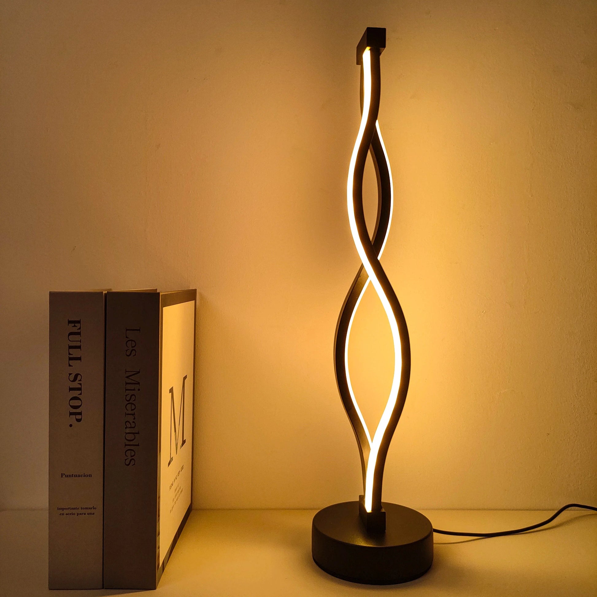Lampe de table LED design croisée Mon Luminaire™