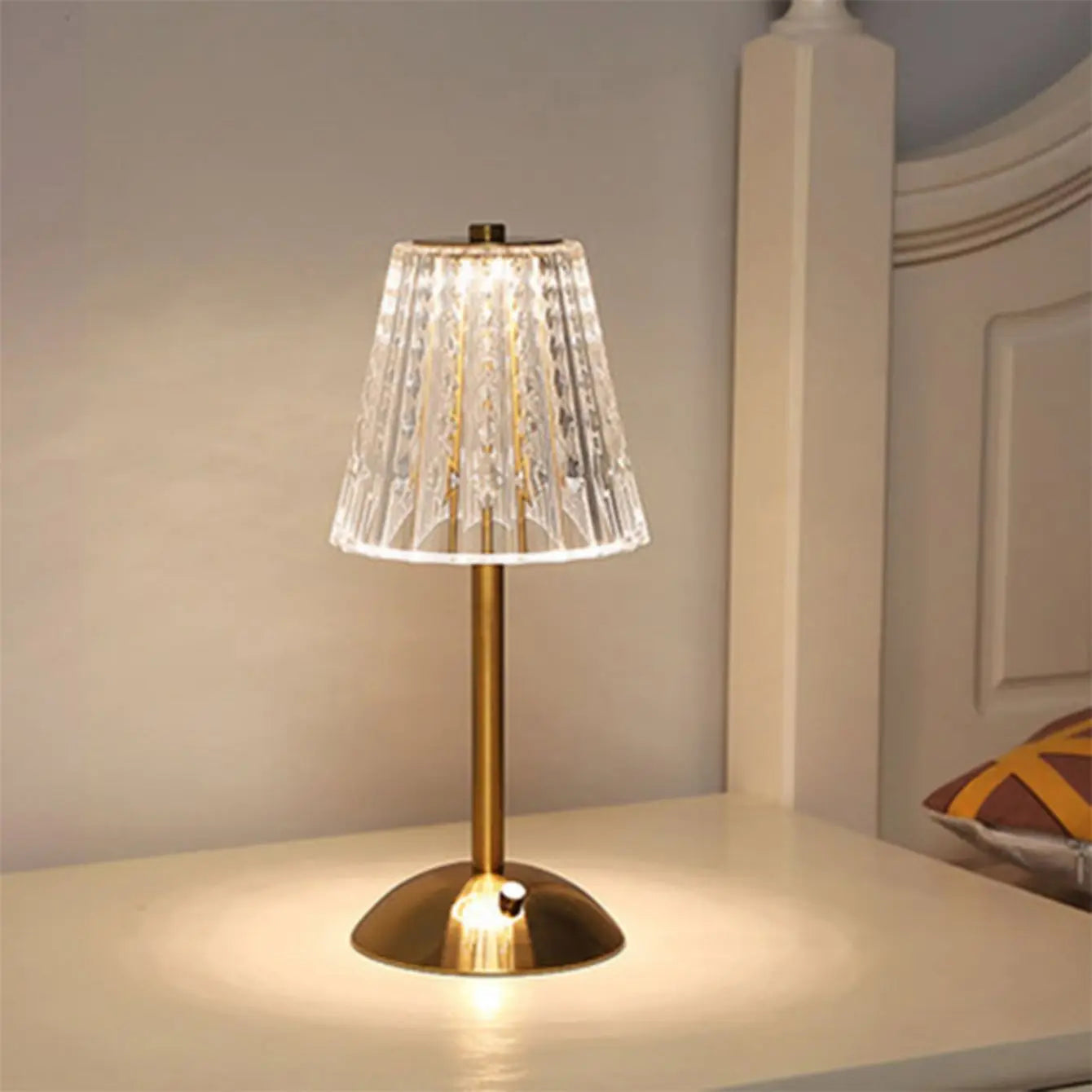 Lampe de table LED rétro en cristal Maison de la Lumière