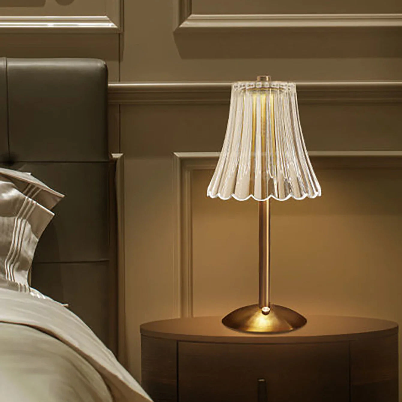 Lampe de table LED rétro en cristal Maison de la Lumière