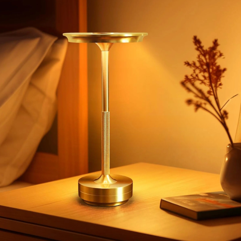 Lampe de table tactile épurée LED Maison de la Lumière
