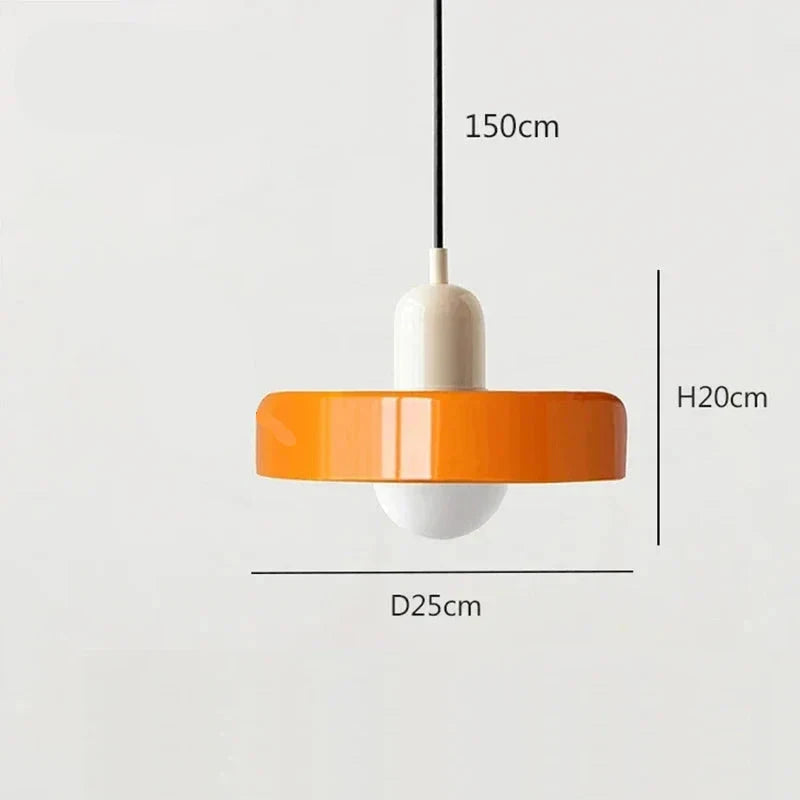 Suspension de salon moderne en verre colorée Orange Balnc Maison de la Lumière